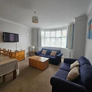 Lelola Bournemouth