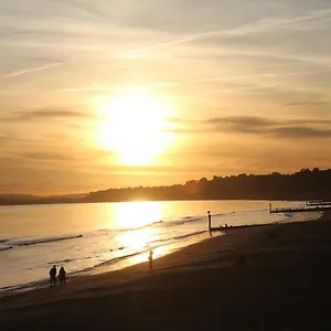 Riviera By The Sea Bournemouth